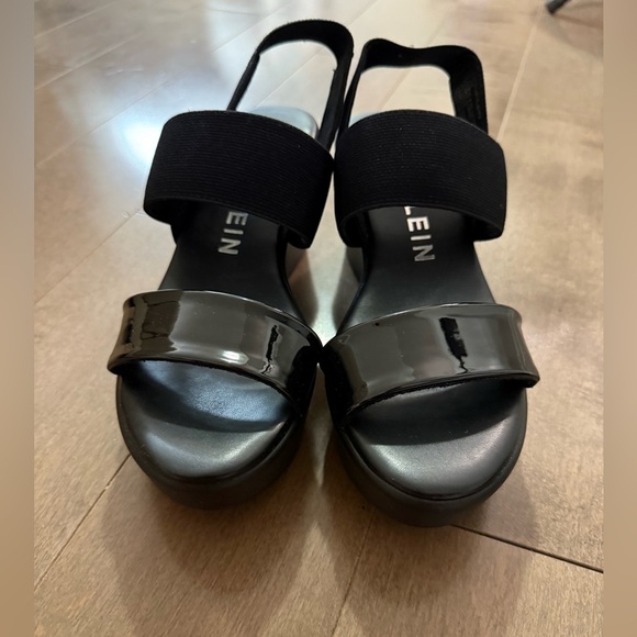 Anne Klein Black Platform Strappy Wedges Y2K style - size 5.5 NWOT - Picture 6 of 7